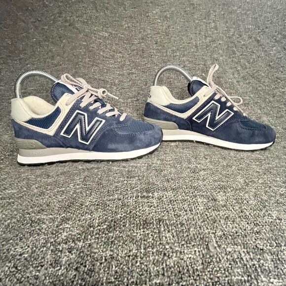 New Balance 574 Core Pack Womens 6 Navy WL 574EVN Athletic Sneakers - Picture 2 of 9